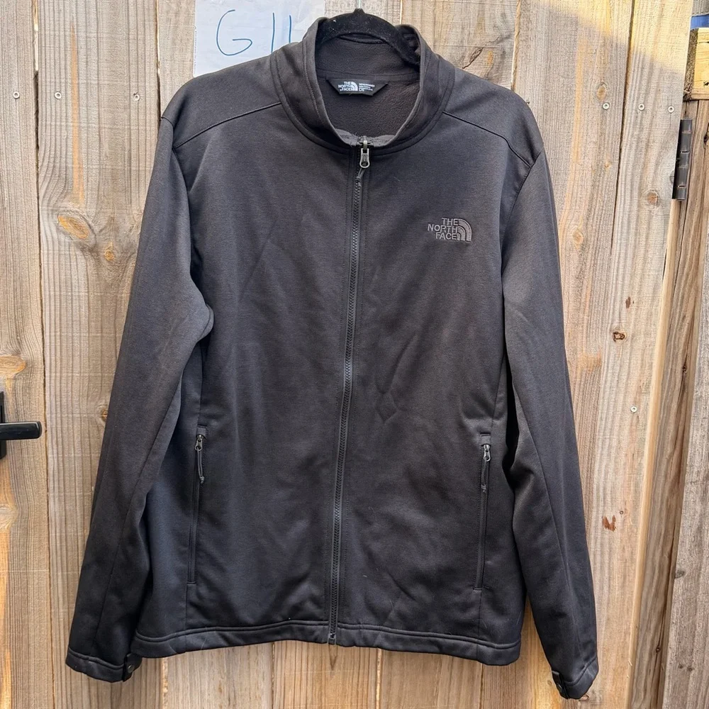 The North Face Men's Dark Gray Performance Jacket Size Large
